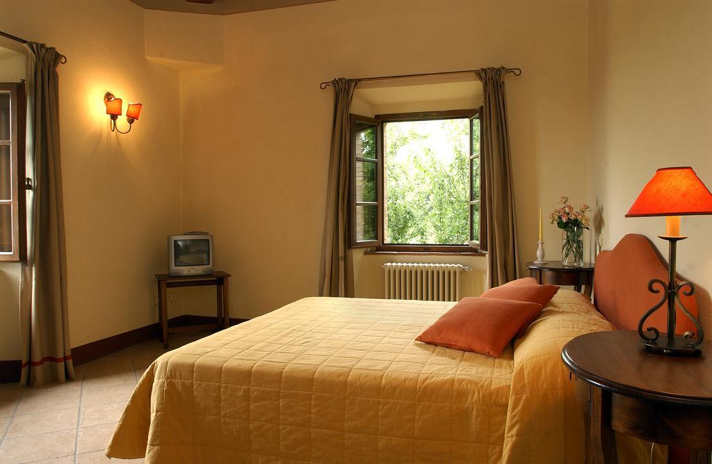 Relais Guado Al Sole Hotel Pomarance Room photo