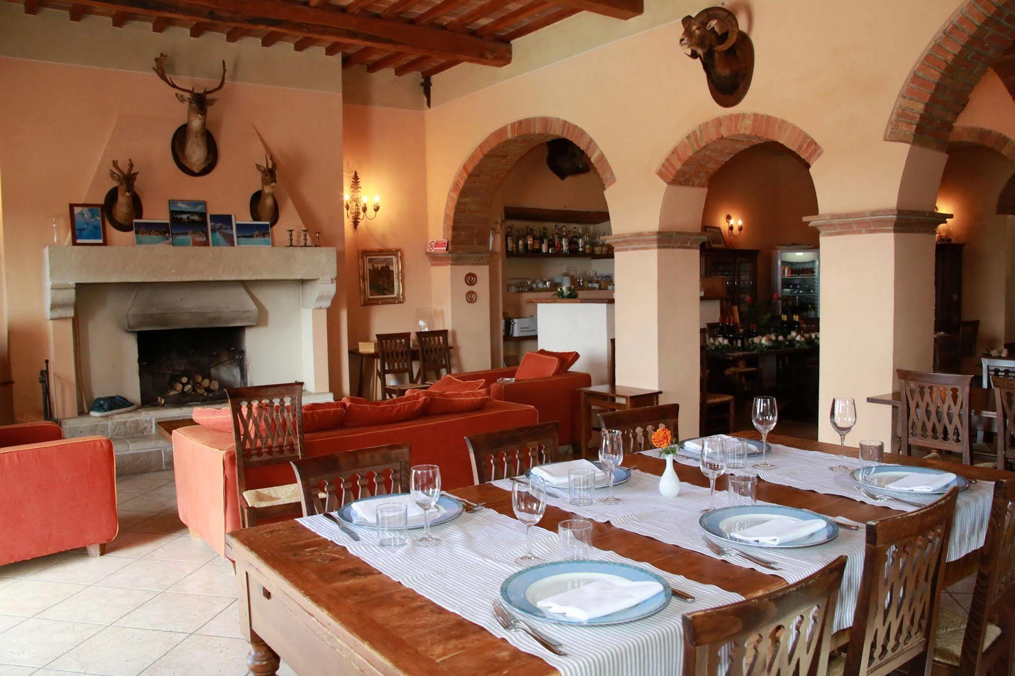 Relais Guado Al Sole Hotel Pomarance Exterior photo
