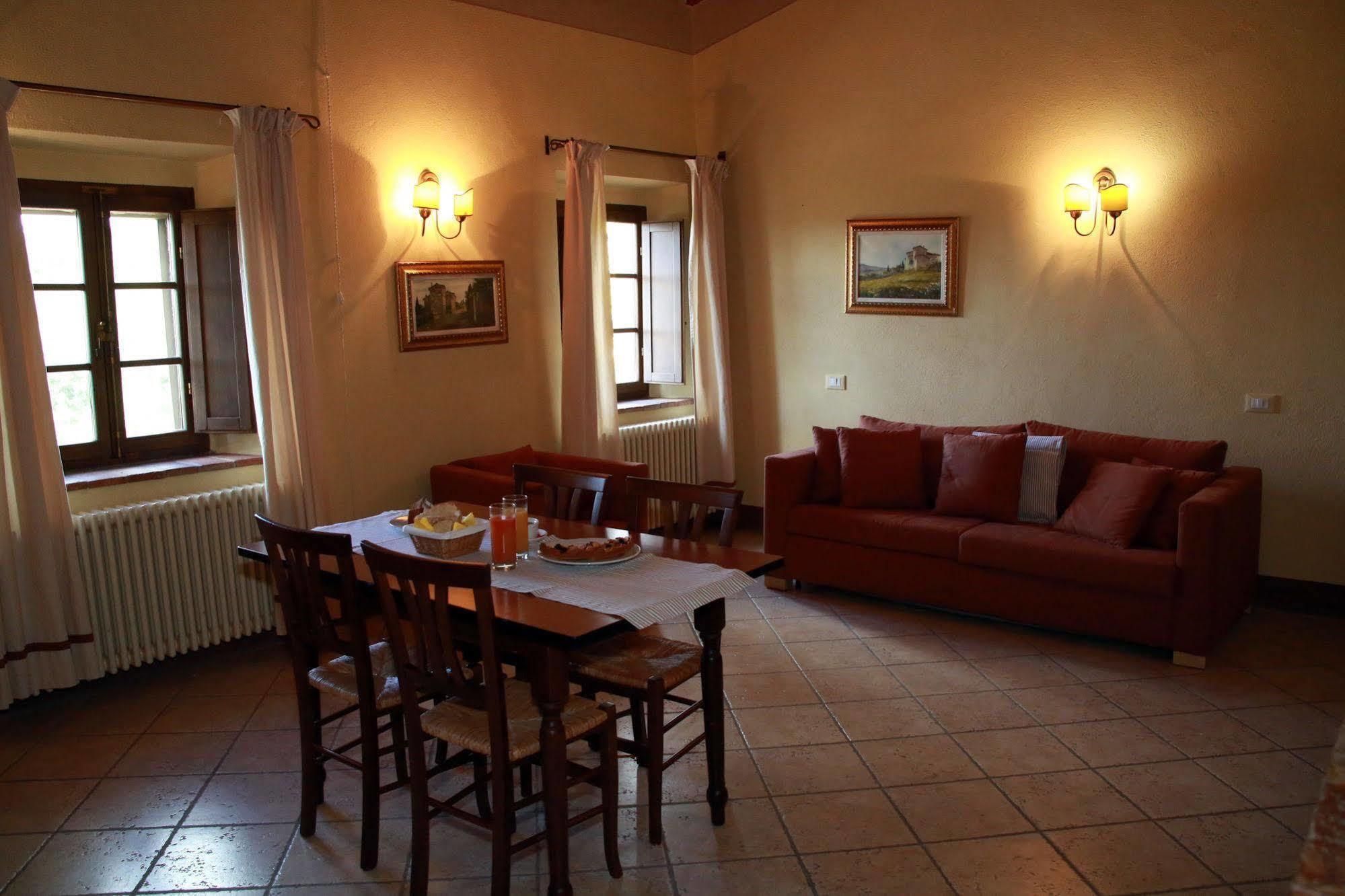 Relais Guado Al Sole Hotel Pomarance Exterior photo
