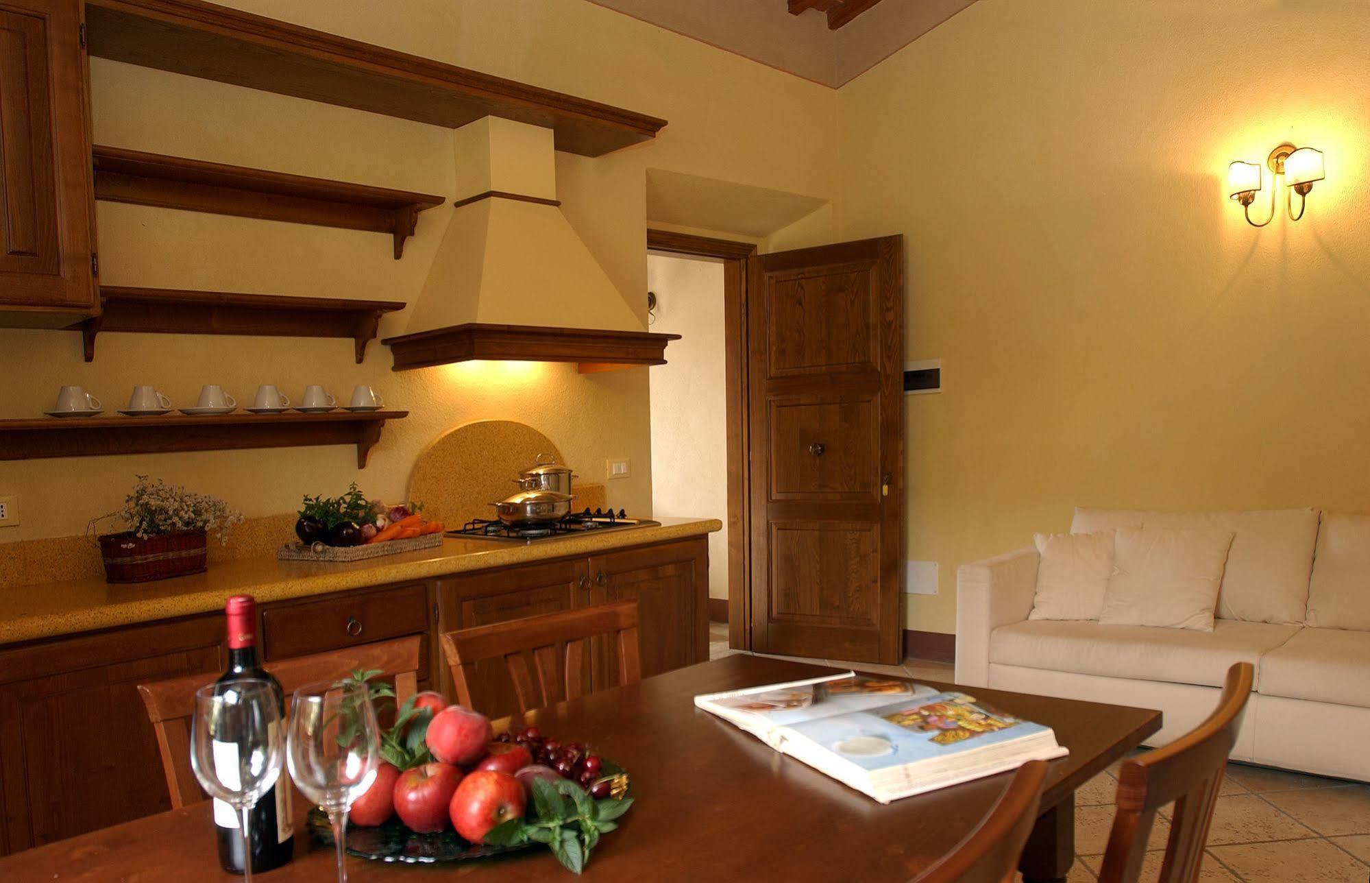 Relais Guado Al Sole Hotel Pomarance Exterior photo