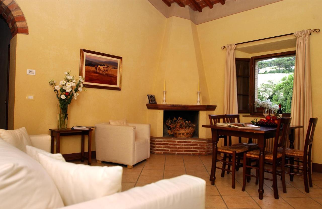 Relais Guado Al Sole Hotel Pomarance Exterior photo