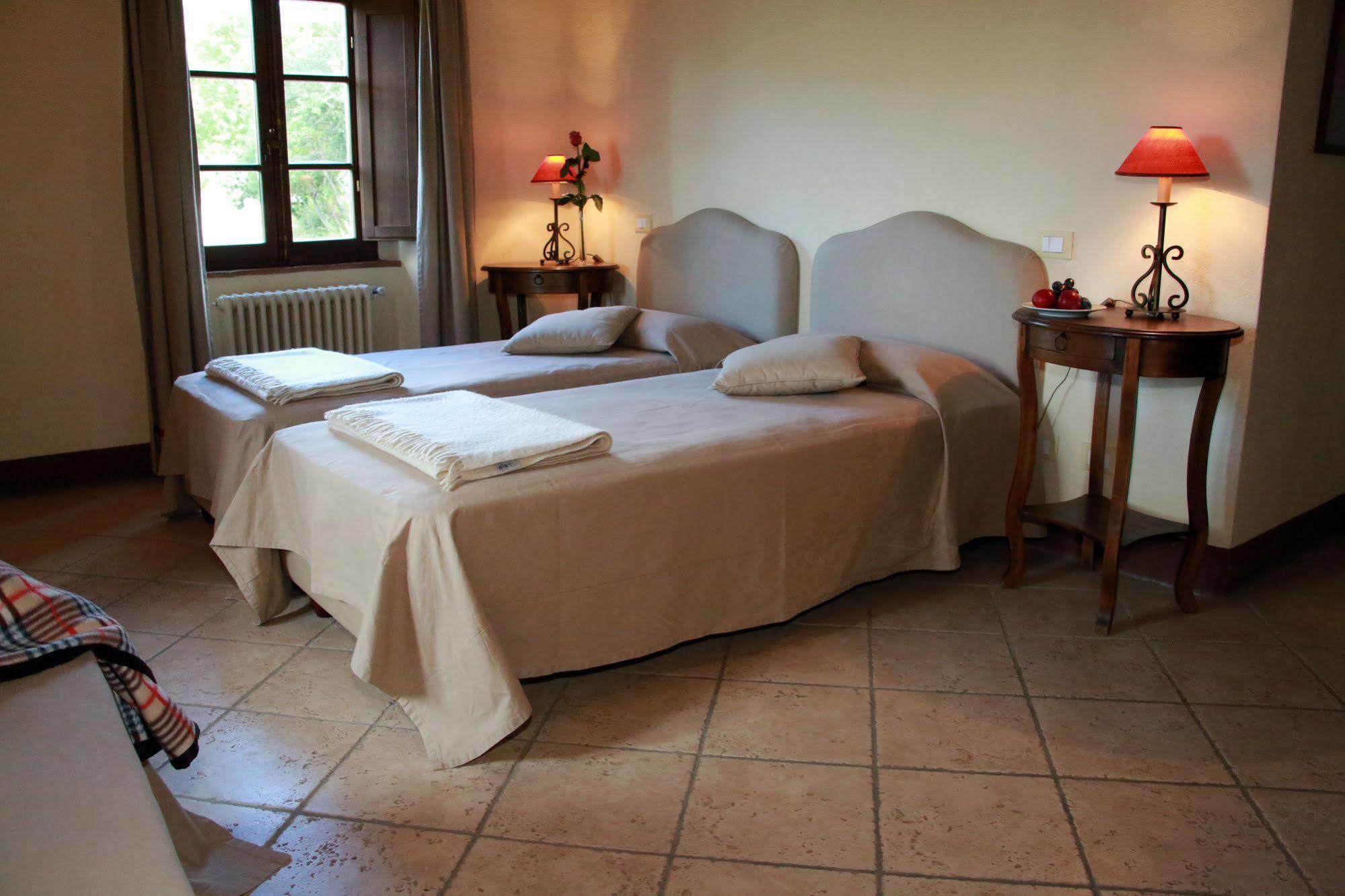 Relais Guado Al Sole Hotel Pomarance Exterior photo
